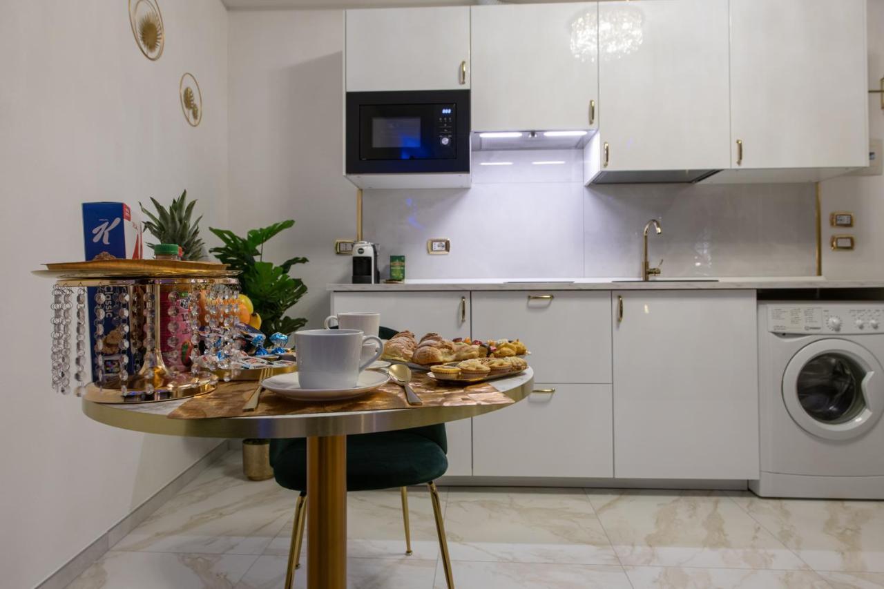 Fashion Apartment Gold Bologna With Jacuzzi & Car Garage 외부 사진