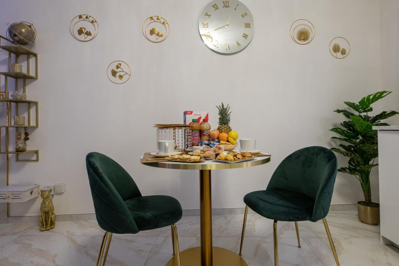 Fashion Apartment Gold Bologna With Jacuzzi & Car Garage 외부 사진
