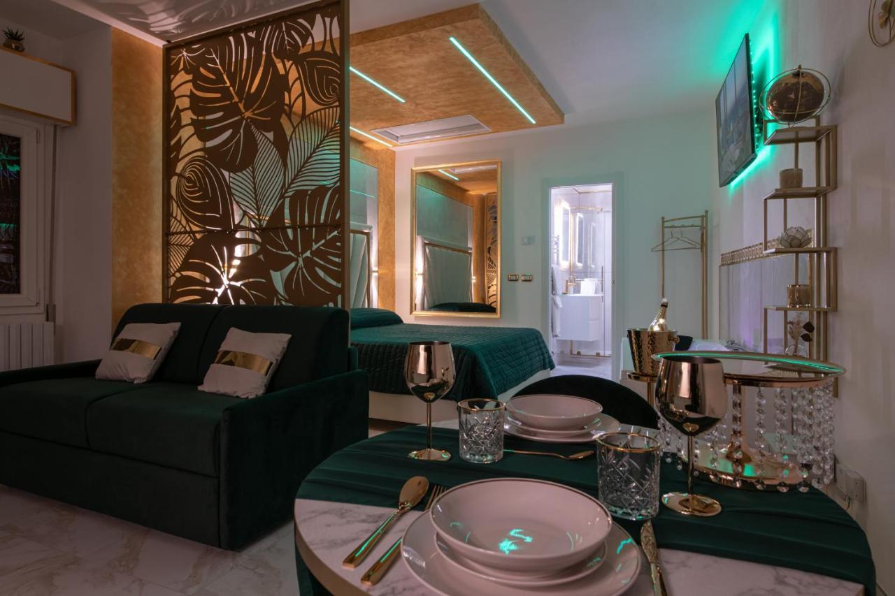 Fashion Apartment Gold Bologna With Jacuzzi & Car Garage 외부 사진